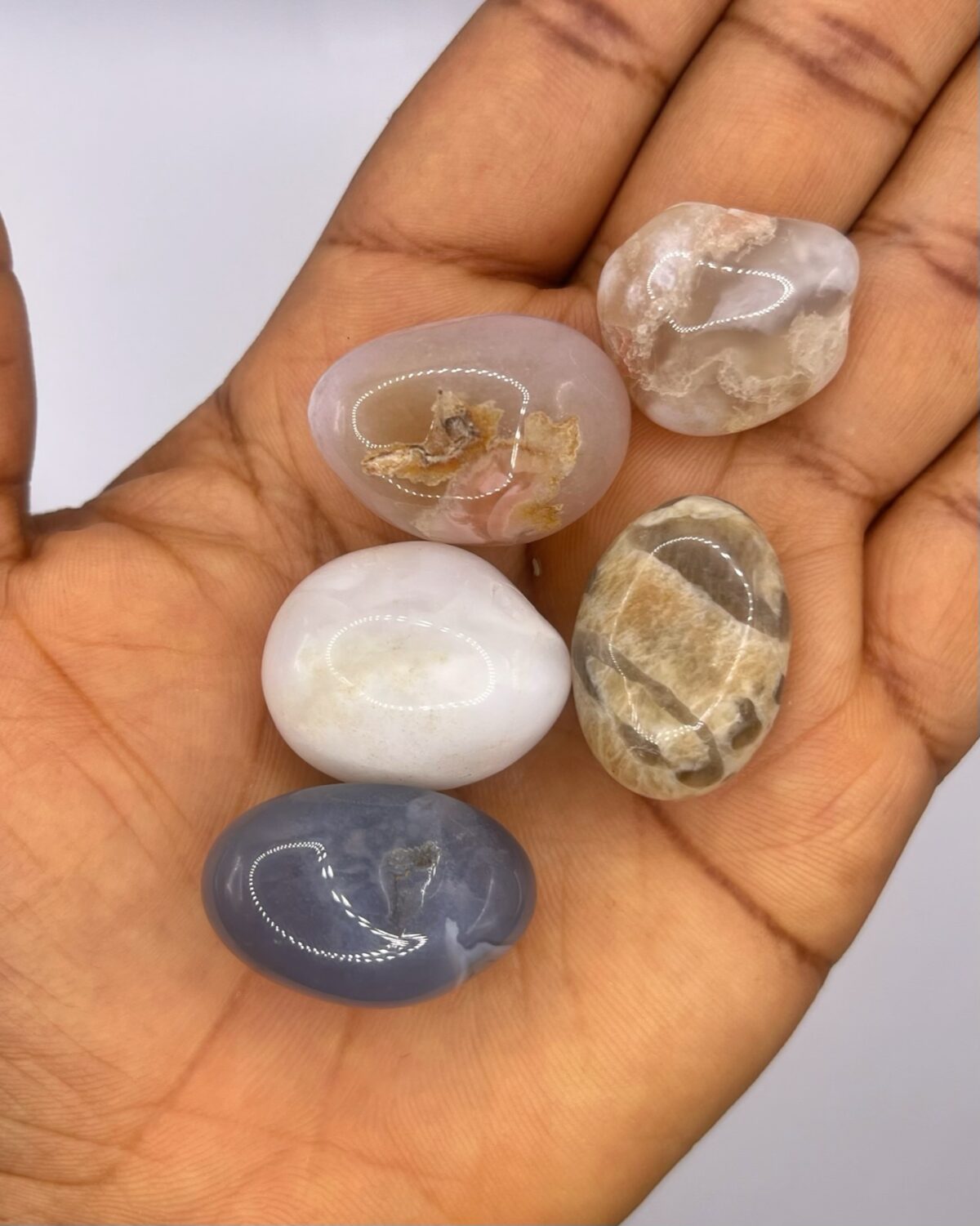 Agate Tumbled Stone 1pc - Image 4
