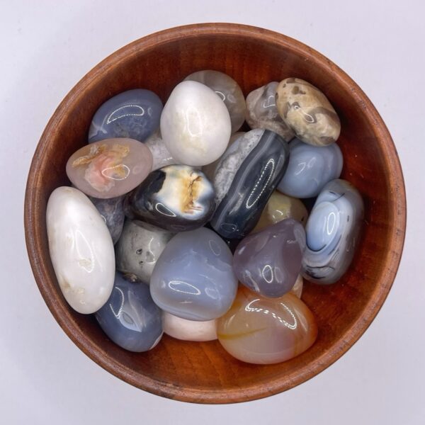 Agate Tumbled Stone 1pc