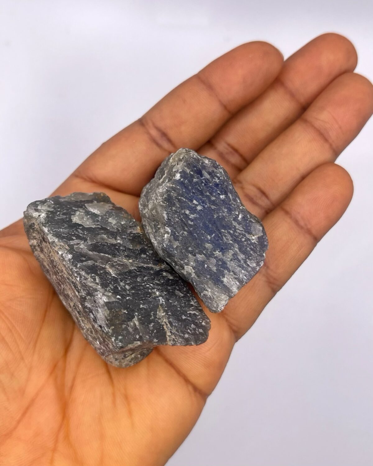 Labradorite Raw Stone 1pc - Image 1