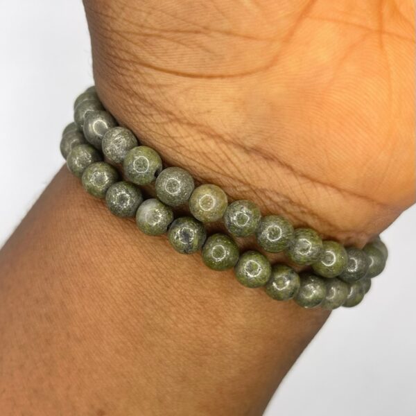Epidote Crystal Bracelet 1pc 6mm