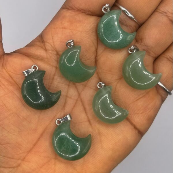Green Aventurine Crystal Pendant 1pc